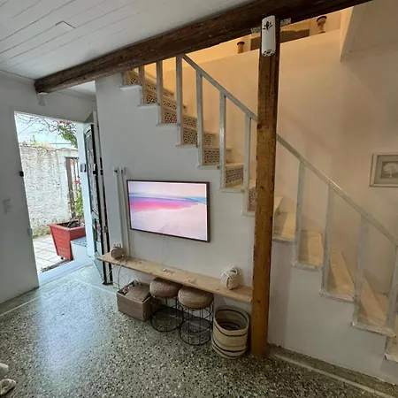 Blau Haus Townhouse Сasa de vacaciones Lefkáda